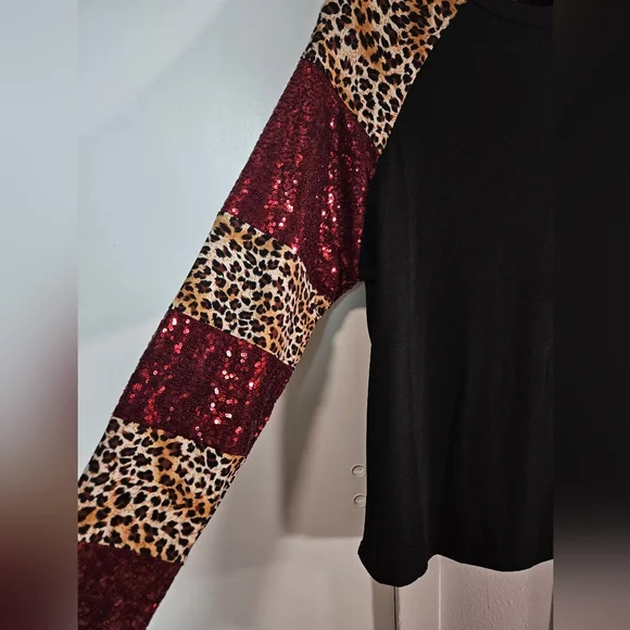 Black Leopard & Sequin Sleeve Raglan Top - Picture 2 of 6